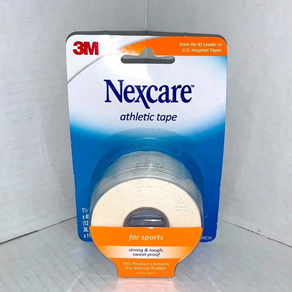 NEXCARE ATHLETIC TAPE 1.5 in x 450 in (121/2 yards)